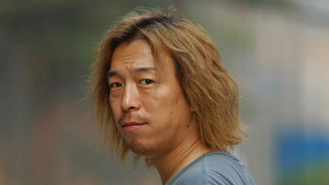 黄渤早期经典角色形象，展现其独特的小人物魅力