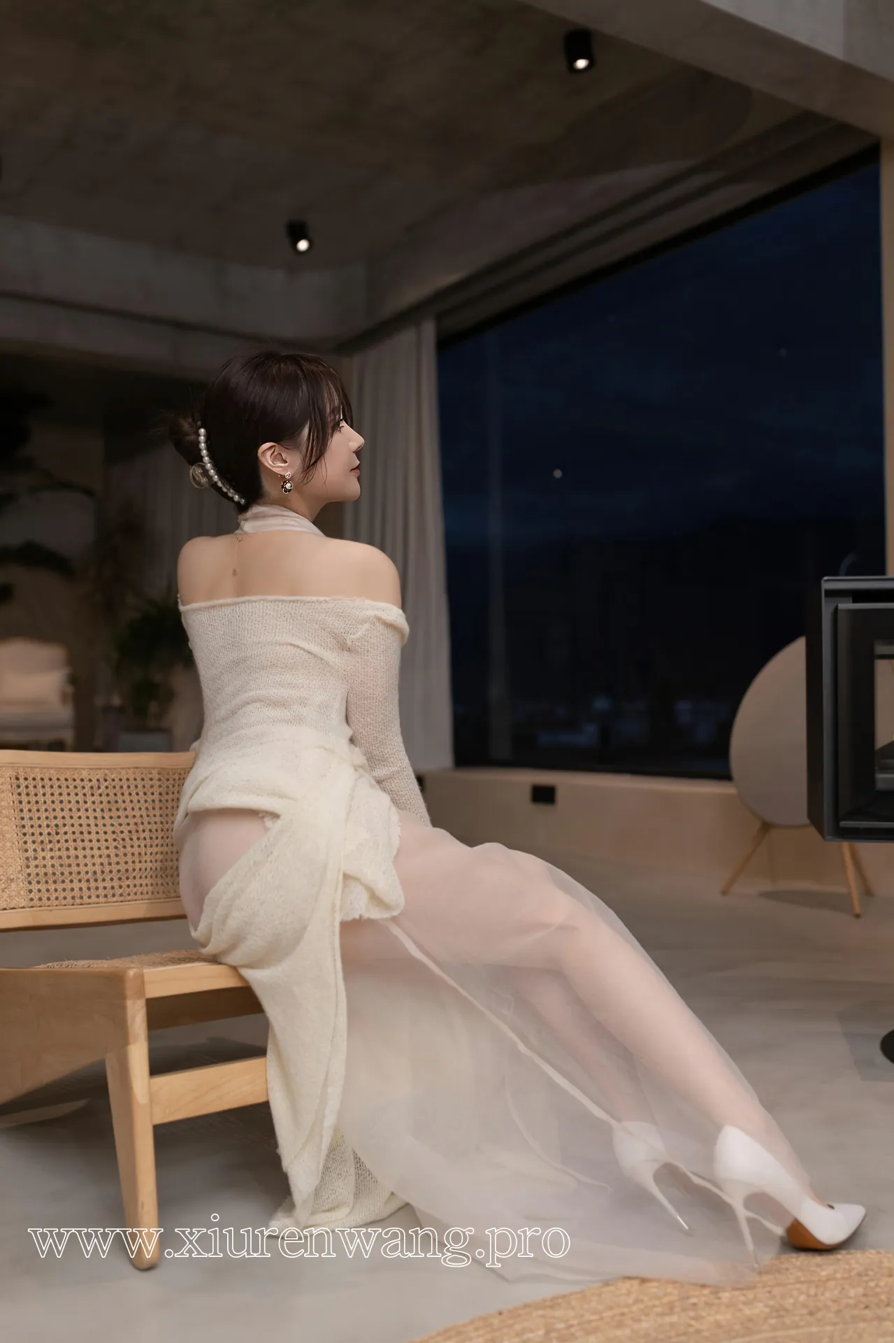 秀人名模鱼子酱Fish内部私购未上架《阿芙洛狄忒》写真