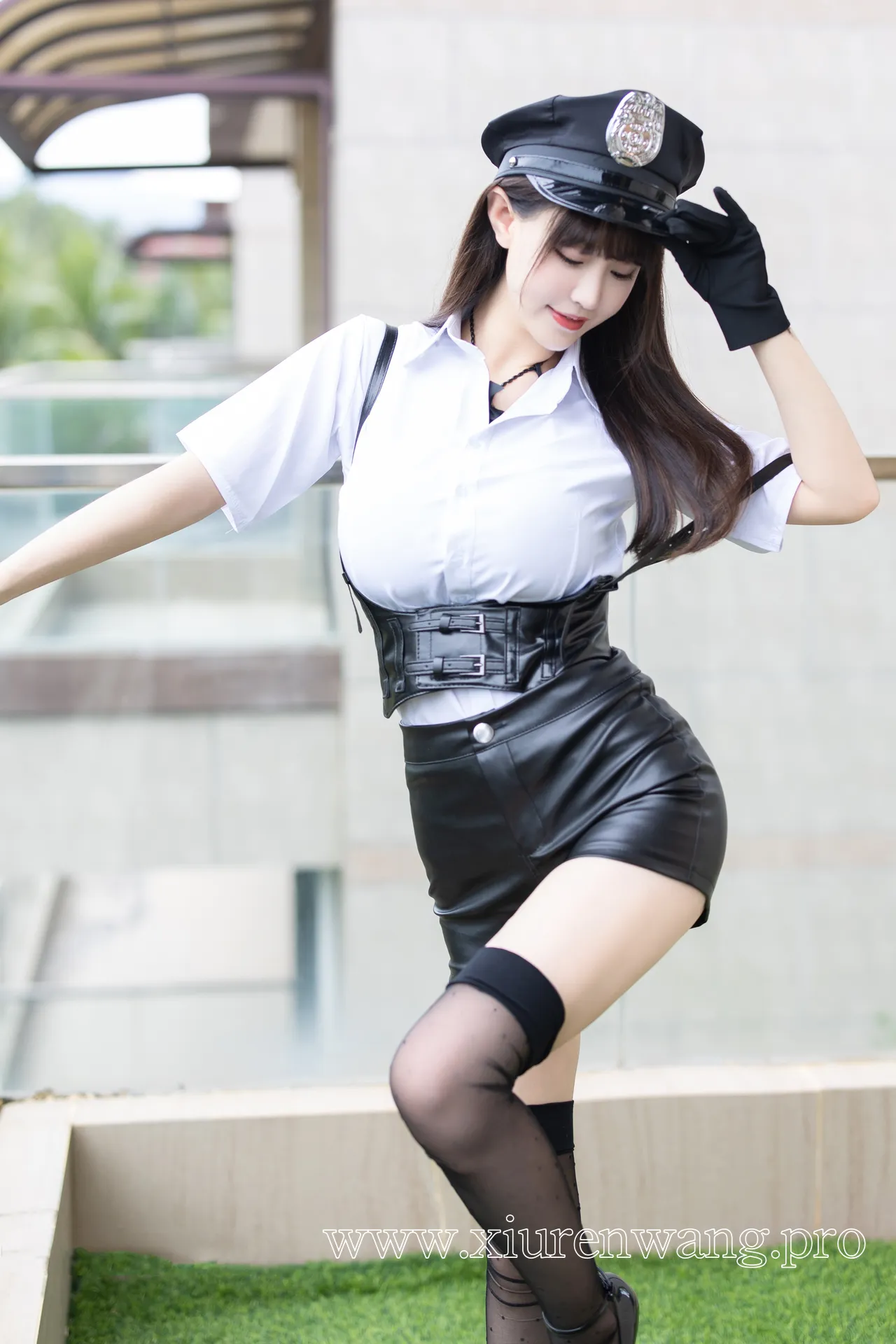 Flower朱可儿制服诱惑私拍写真视图高清收藏