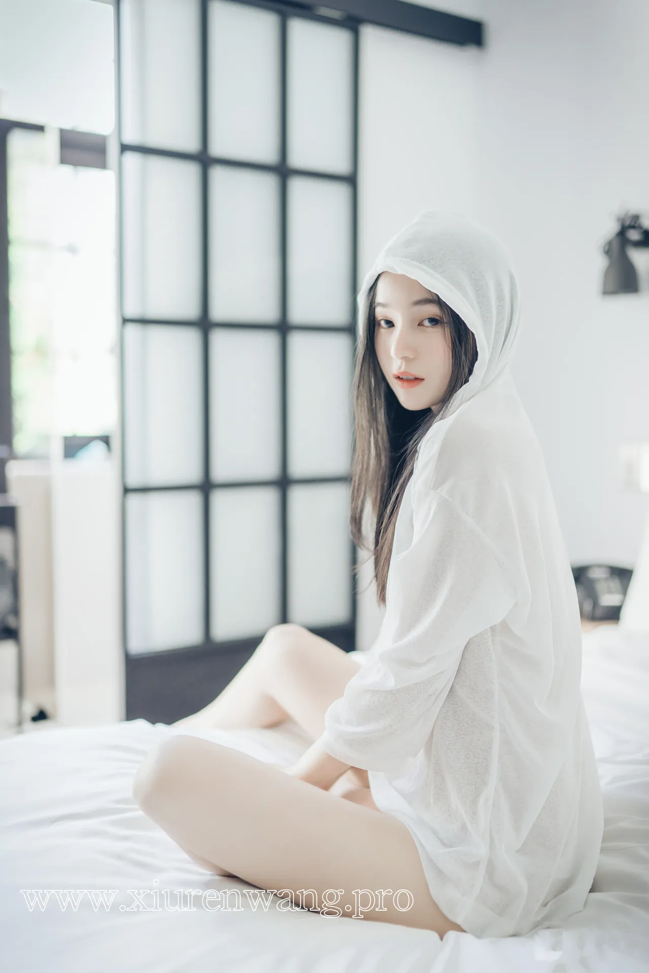 [精品]辰辰ChenChen《午后阳光》cos套图上线！最新作品合集在线观看指南