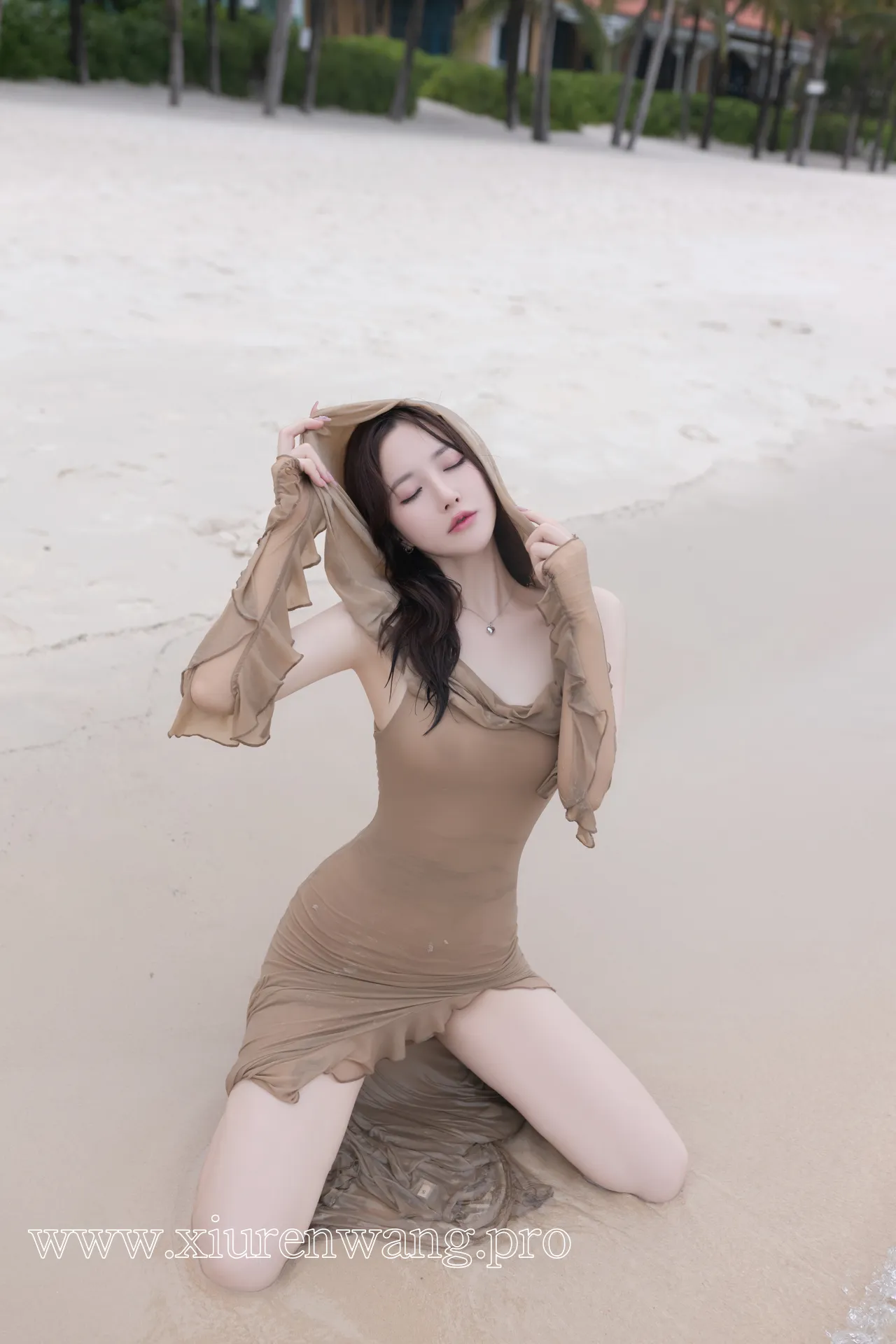 [精品]秀人名模鱼子酱Fish《雨后海滩》cos套图合集最新更新！在线观看解锁绝美视觉盛宴