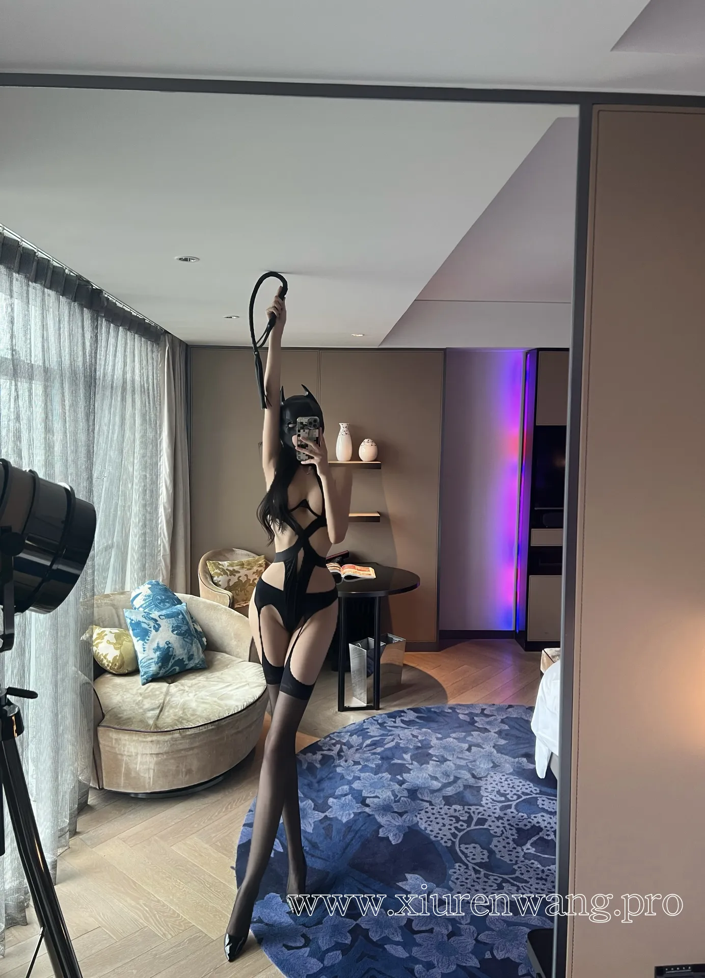 葛征GeZheng 黑色皮革穿搭与冷艳气质