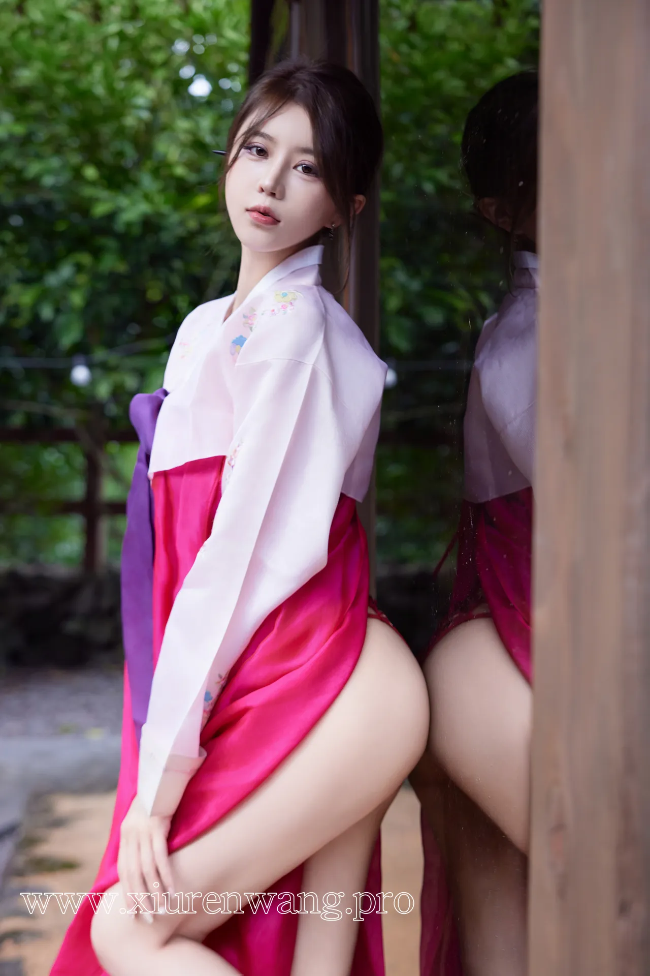 [精品]tina_甜仔最新更新！在线观看高还原cos套图，太长今服饰系列+全作品合集一次性看够