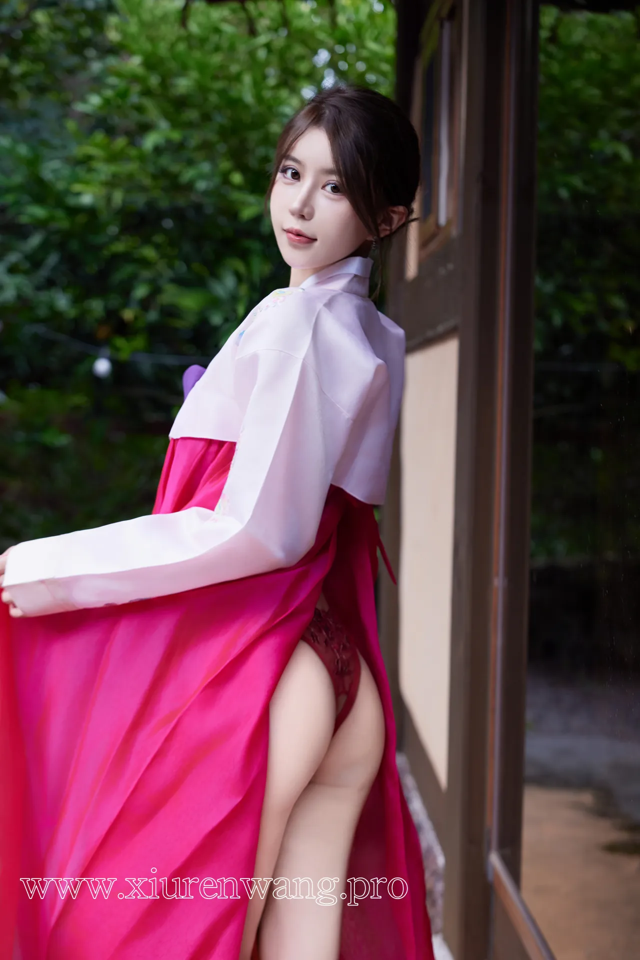 [精品]tina_甜仔最新更新！在线观看高还原cos套图，太长今服饰系列+全作品合集一次性看够