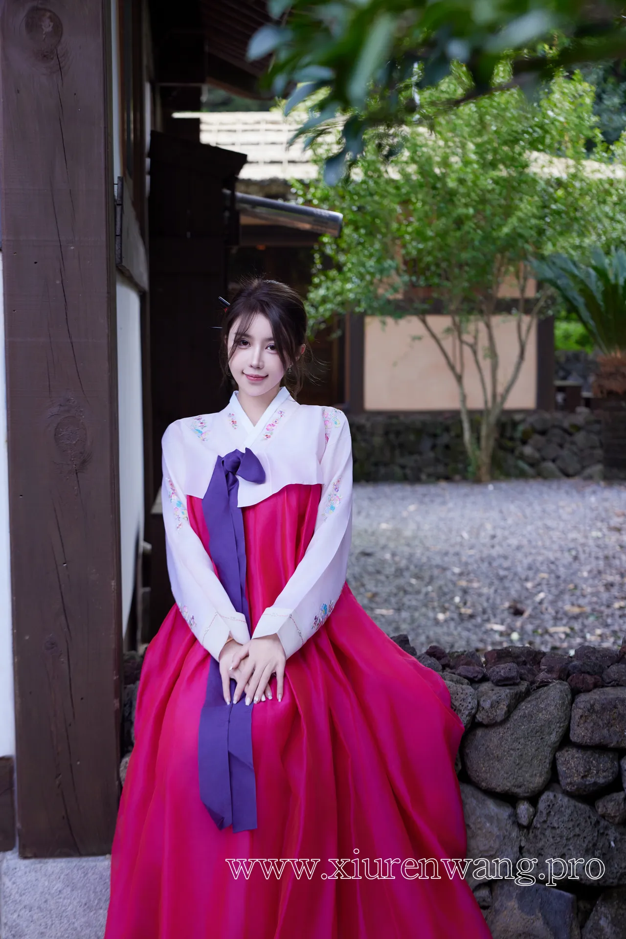 [精品]tina_甜仔最新更新！在线观看高还原cos套图，太长今服饰系列+全作品合集一次性看够