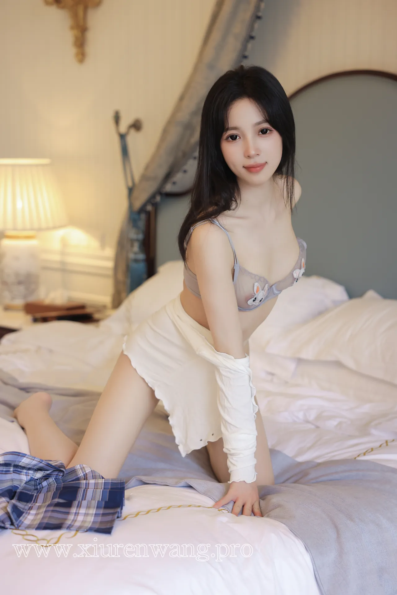 糖豆sisi – 学生制服 甜美开场与tina_甜仔风格对比