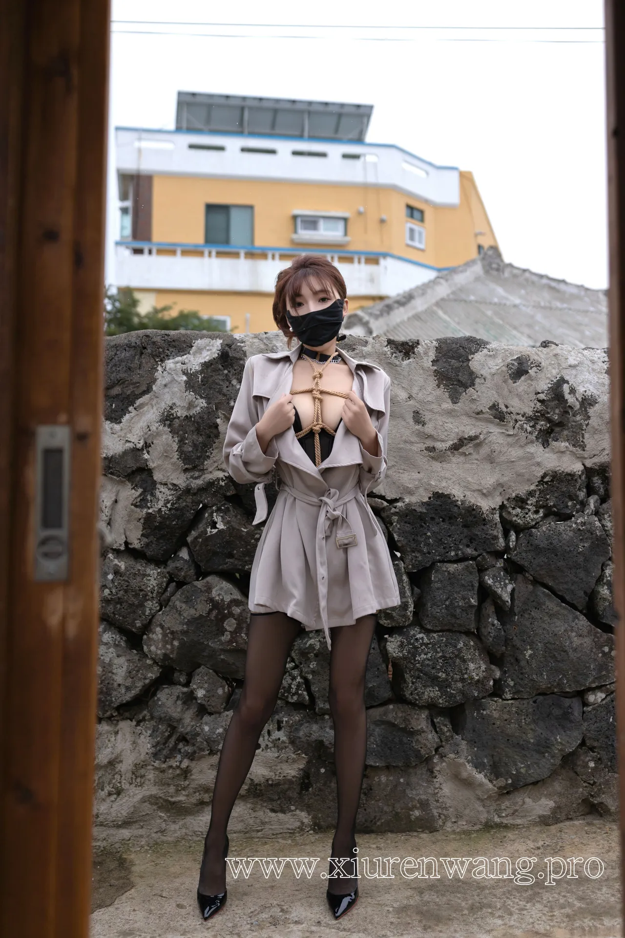 [精品]陆萱萱最新更新！SM绳艺捆绑主题cos套图在线观看，作品合集一次性看个够