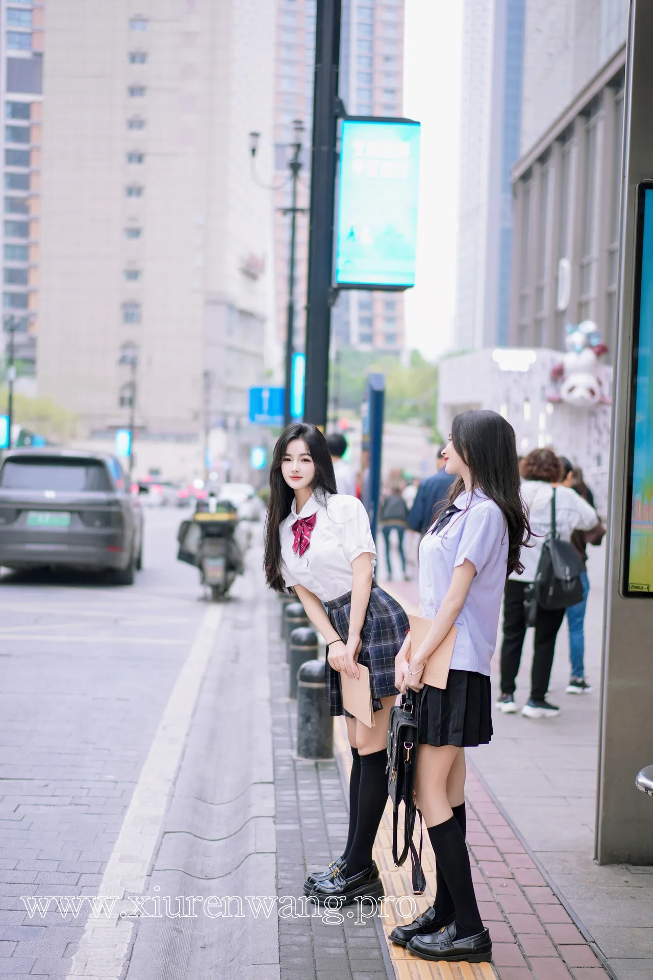 [精品]最新更新！秀人名模鱼尾fish+谭小灵《双人JK》cos套图在线观看 | 作品合集揭秘