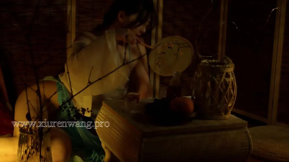 [精品]樱晚gigi最新更新！在线观看作品合集，解锁超全cos套图 – 夜青鸾