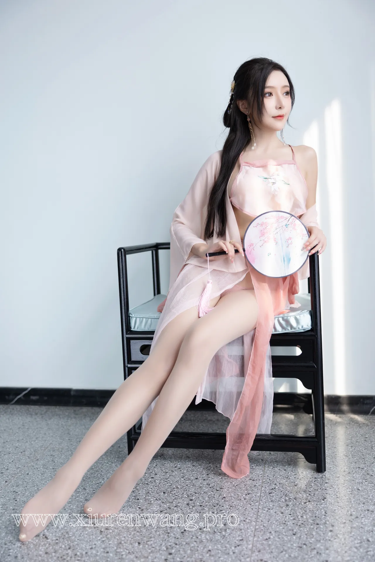 抖娘-利世风格对比下的王馨瑶Yanni国风艺术