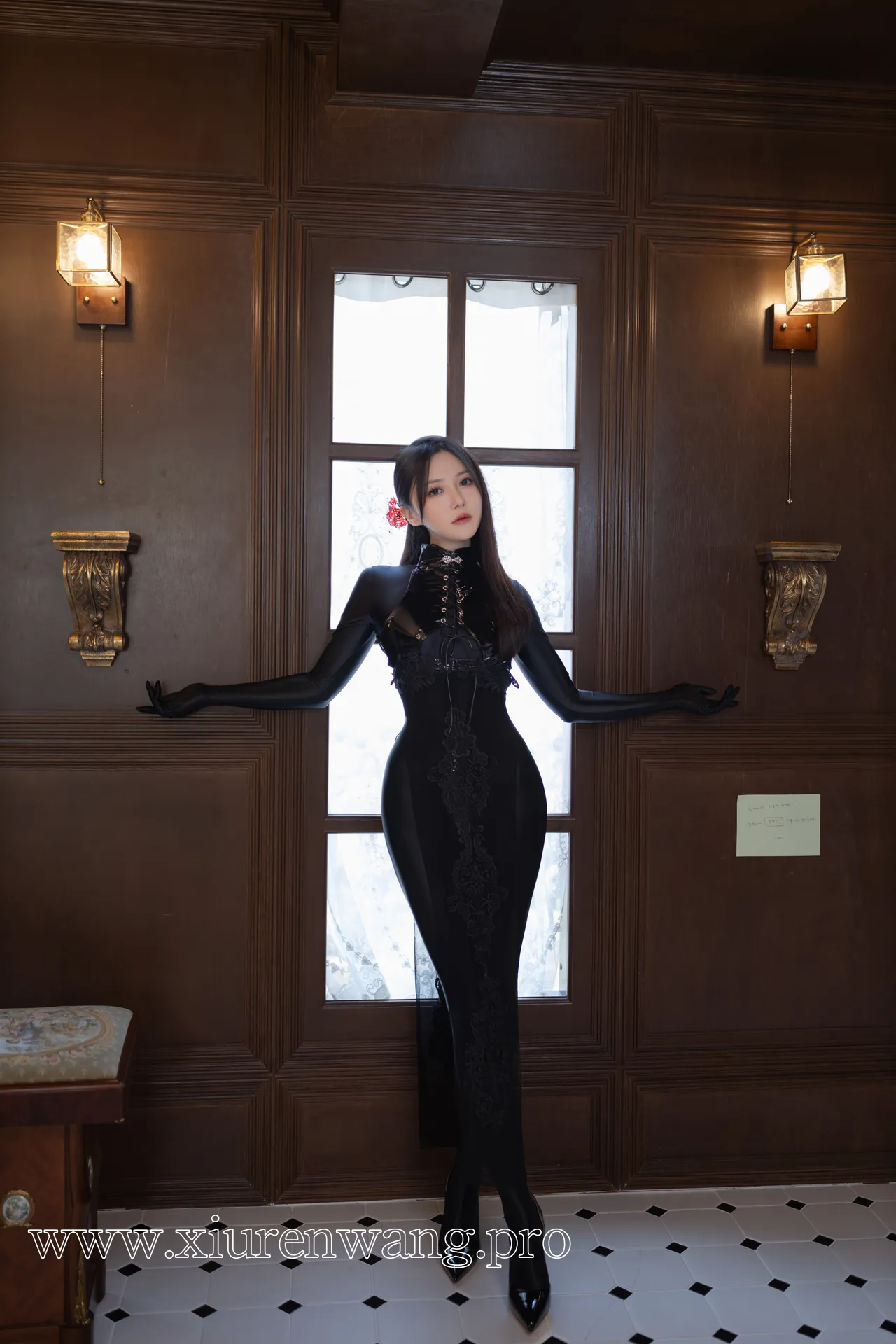 [精品]秀人名模鱼子酱Fish《彼岸花》写真上线！最新更新cos套图在线观看，作品合集解锁惊艳瞬间