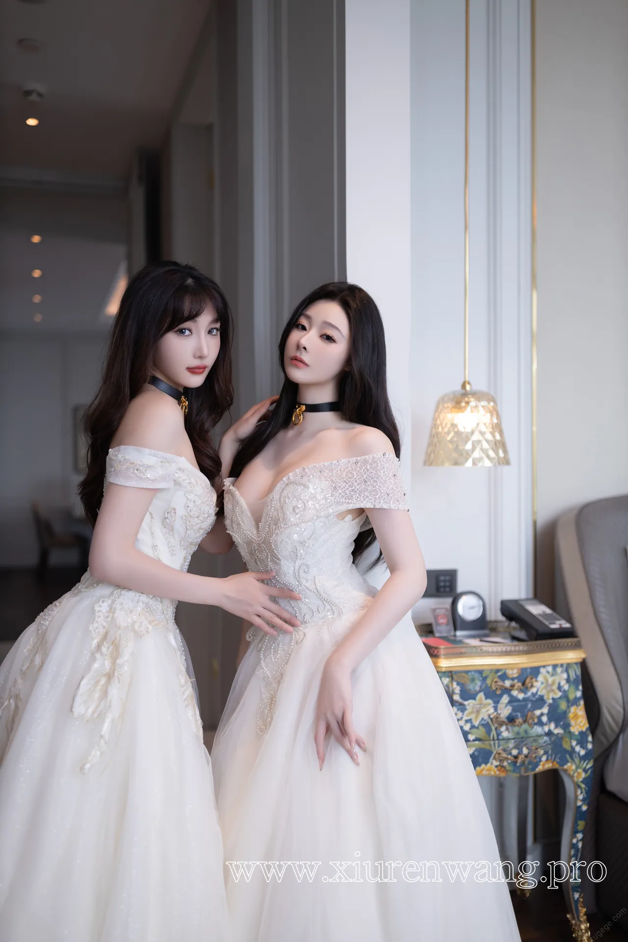 是小逗逗&陆萱萱 – 双人婚纱 幕后拍摄 奶茶味的包子 日系清新对比