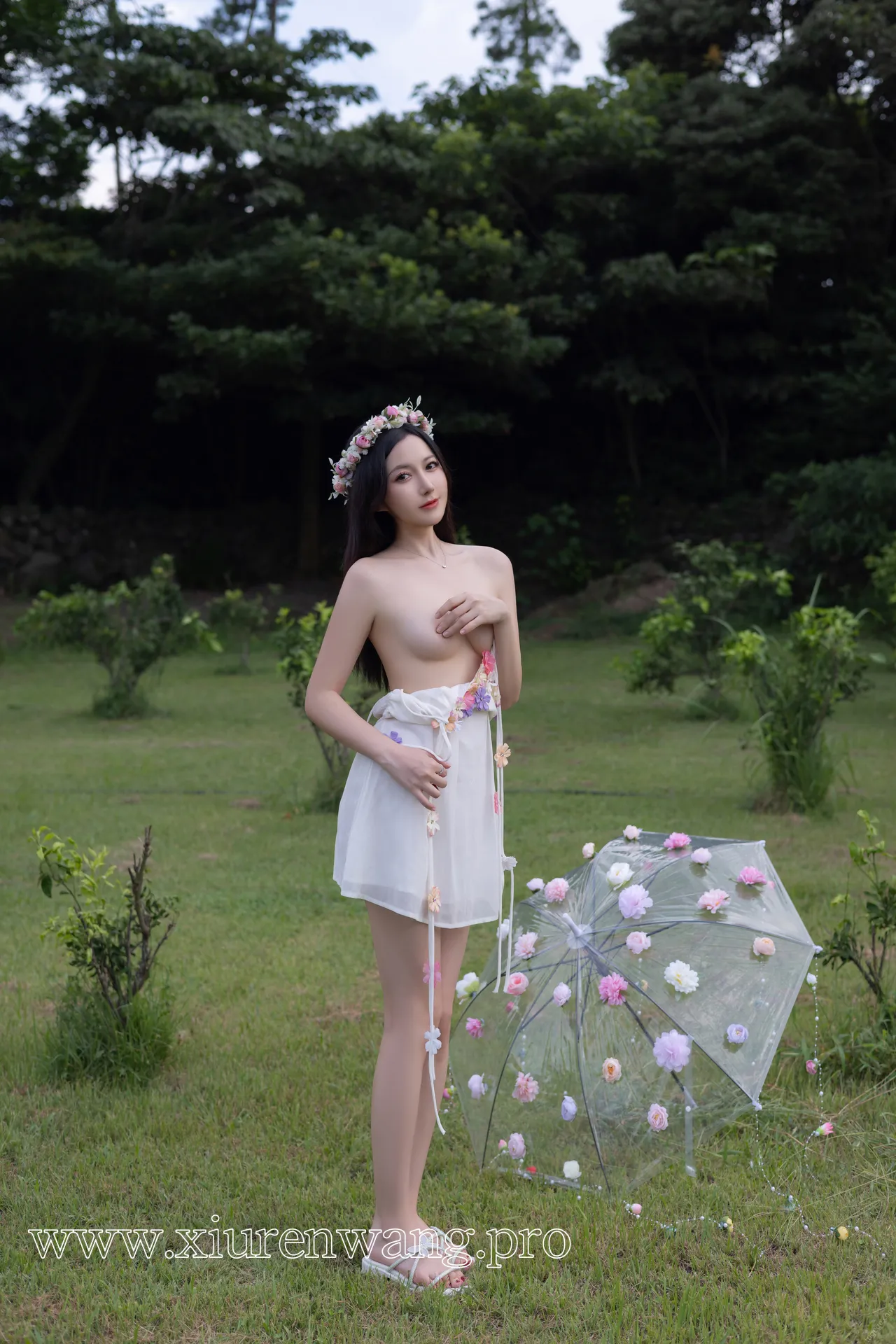 [精品]秀人名模鱼子酱Fish《花的伞》写真套图合集上线！最新更新在线观看指南