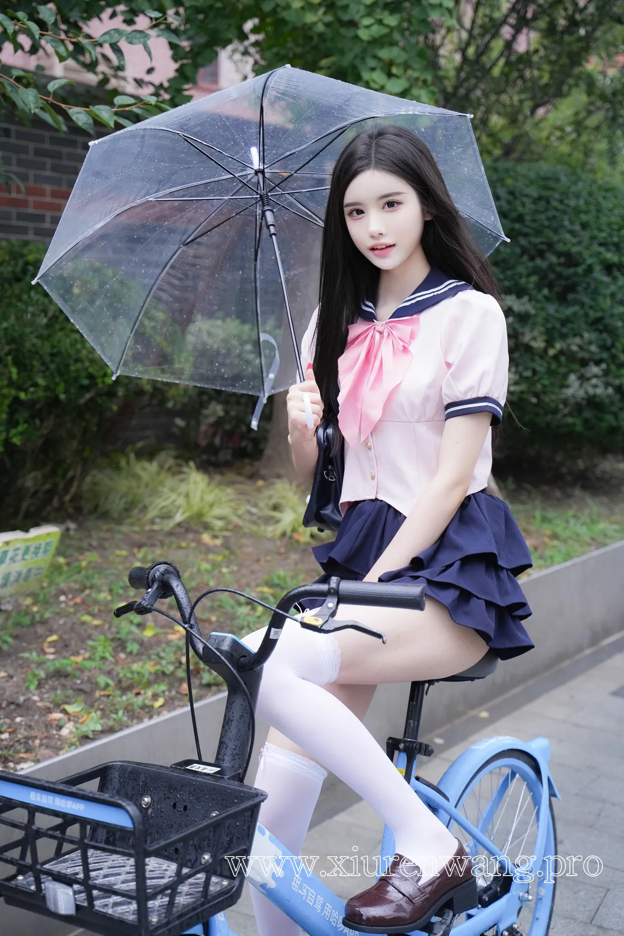 [精品]晚苏susu双女拉拉向作品合集：最新更新cos套图在线观看全解析