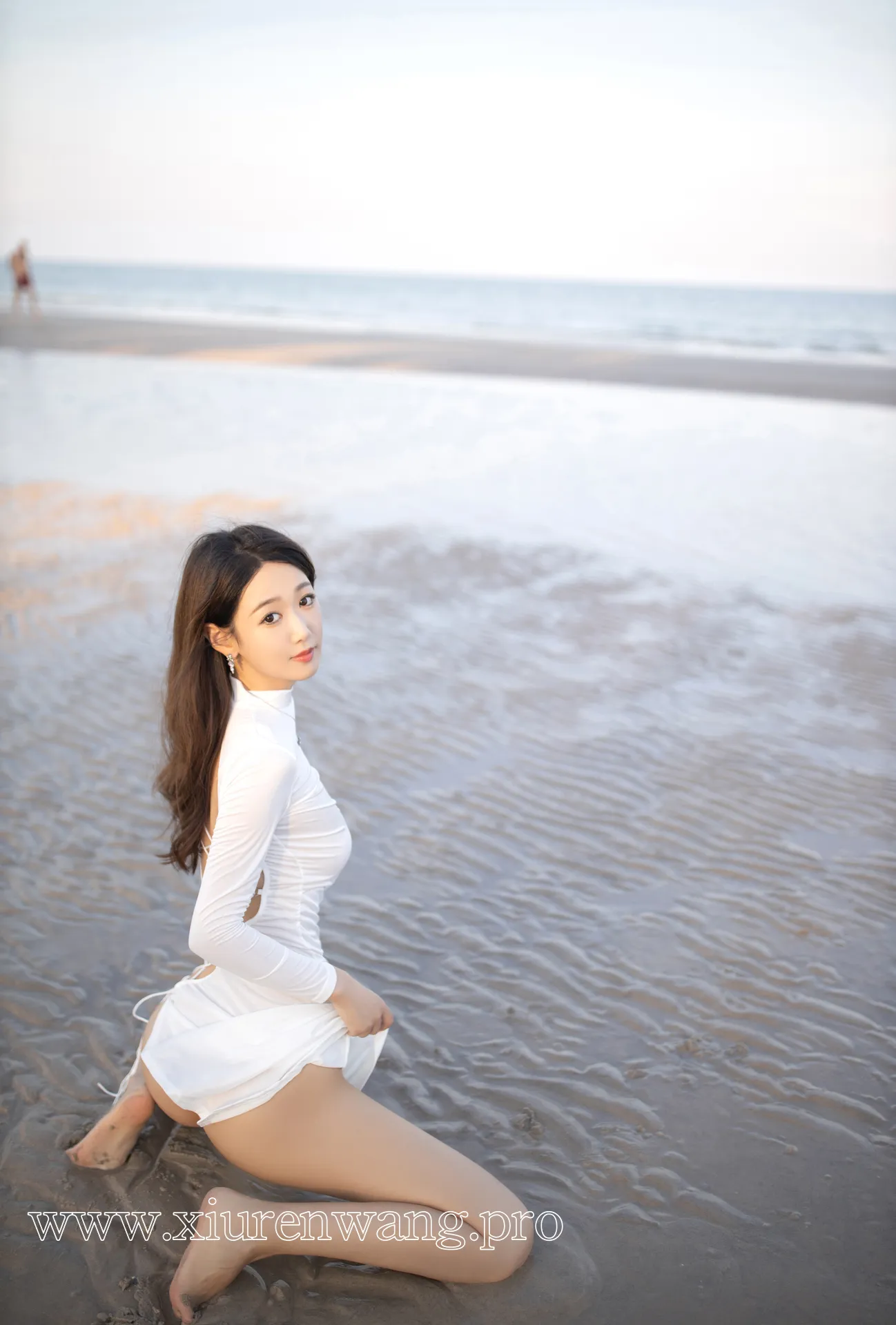 [精品]唐安琪最新更新！性感白裙激凸写真套图上线，作品合集在线观看