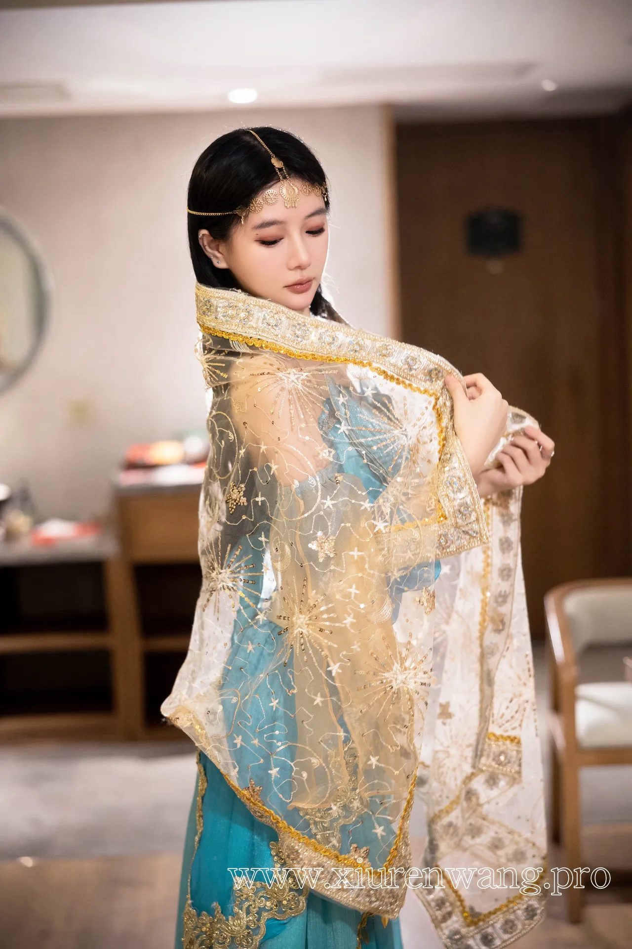 [精品]谢小蒽(幼幼)西域舞娘写真最新更新！在线观看作品合集&cos套图全解析