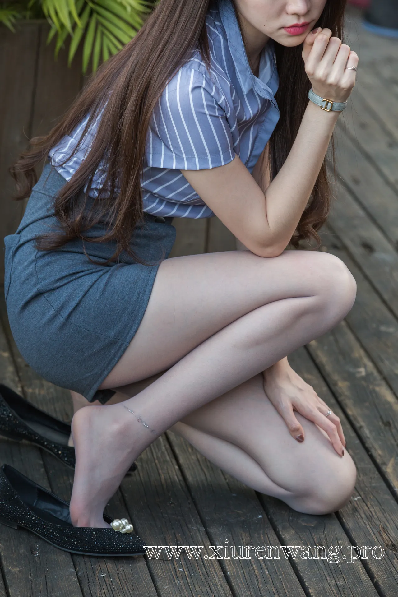 [精品]【Sia不吃鱼作品合集】在线追更！二次元圈热议的cos套图，OL长腿演绎太戳心