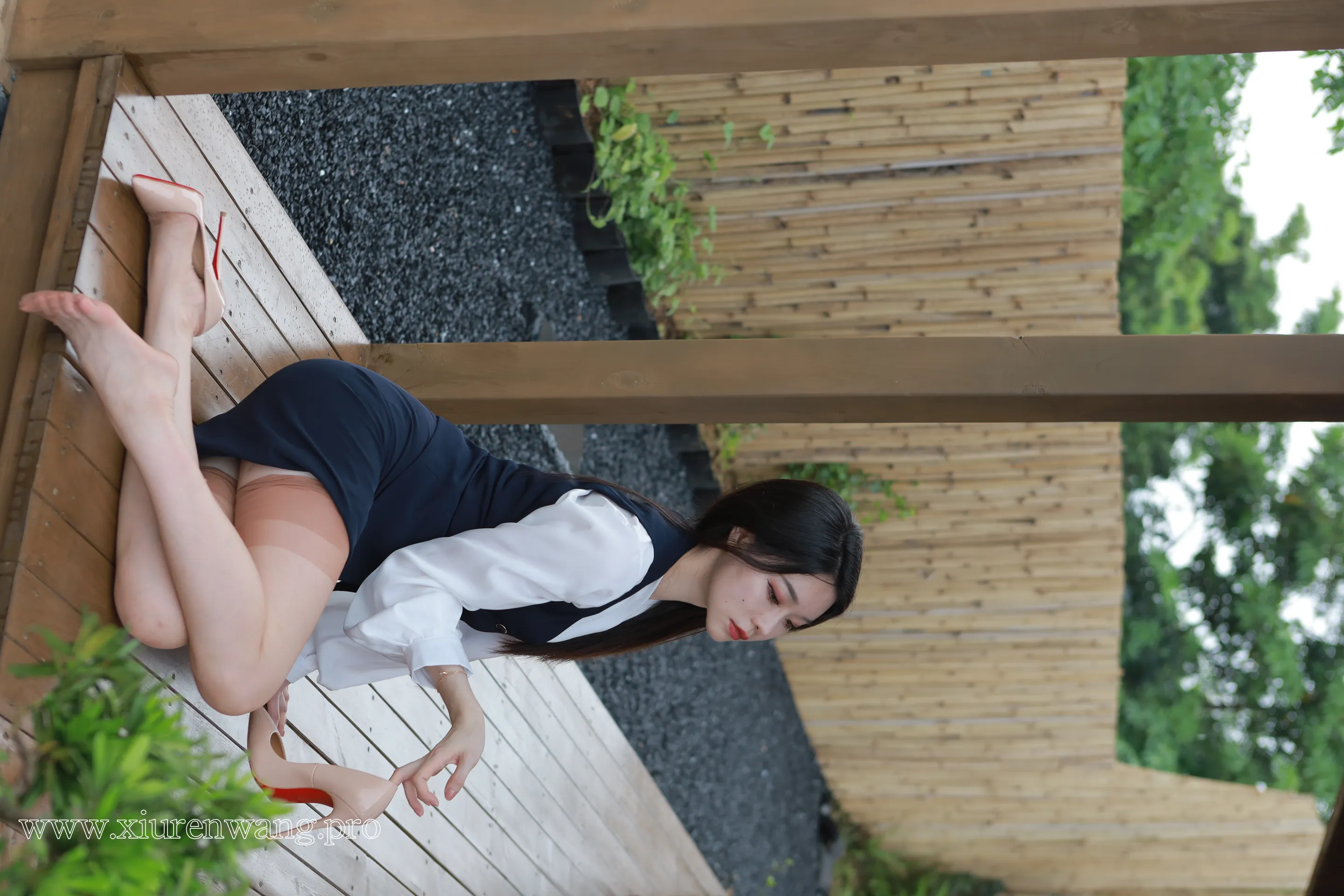 [精品]最新更新 | Sia不吃鱼「庭园春梦」cos套图上线！在线观看+作品合集全解析