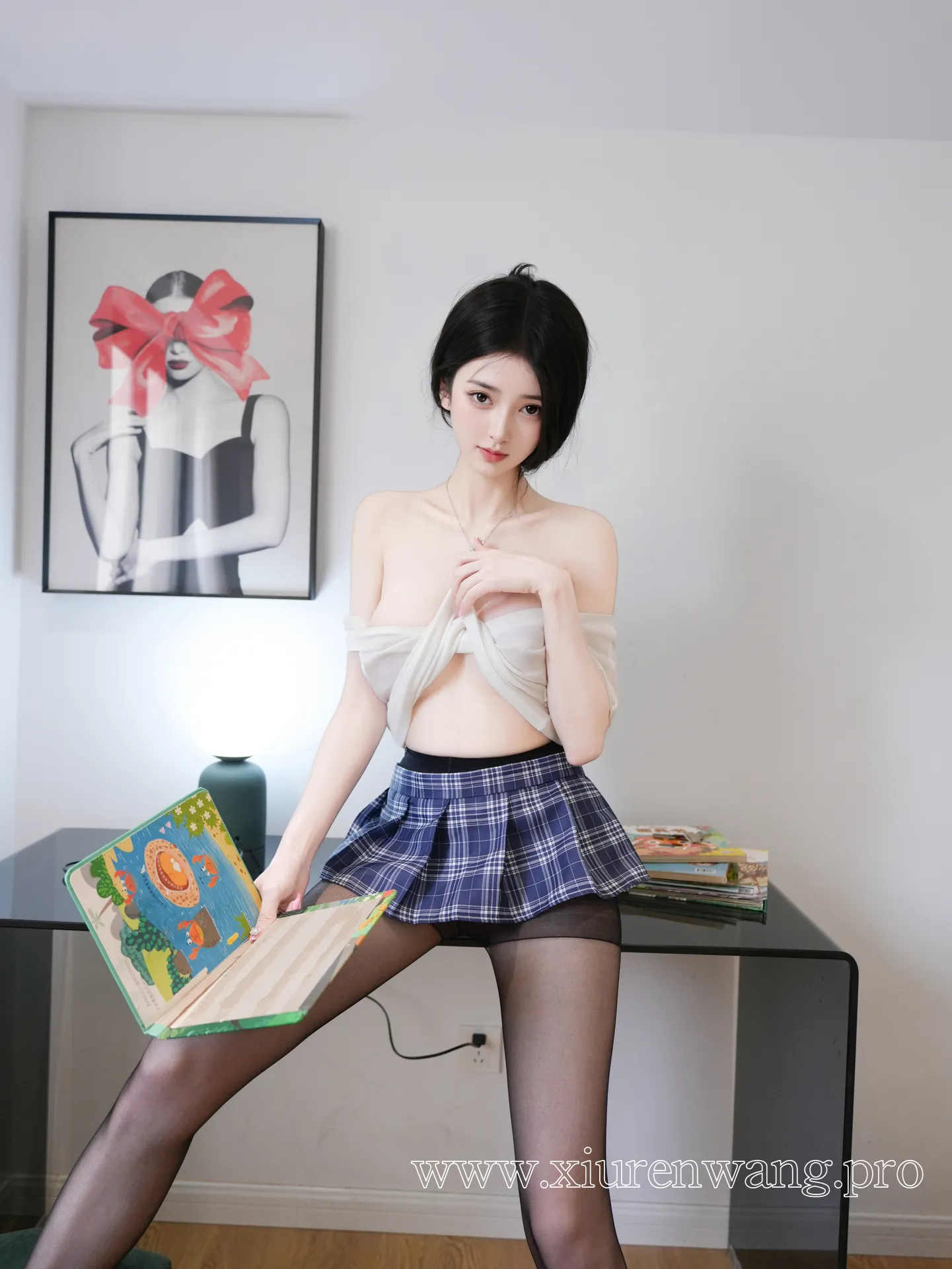 [精品]白小蝶最新更新！白衣短裙cos套图作品合集在线观看指南