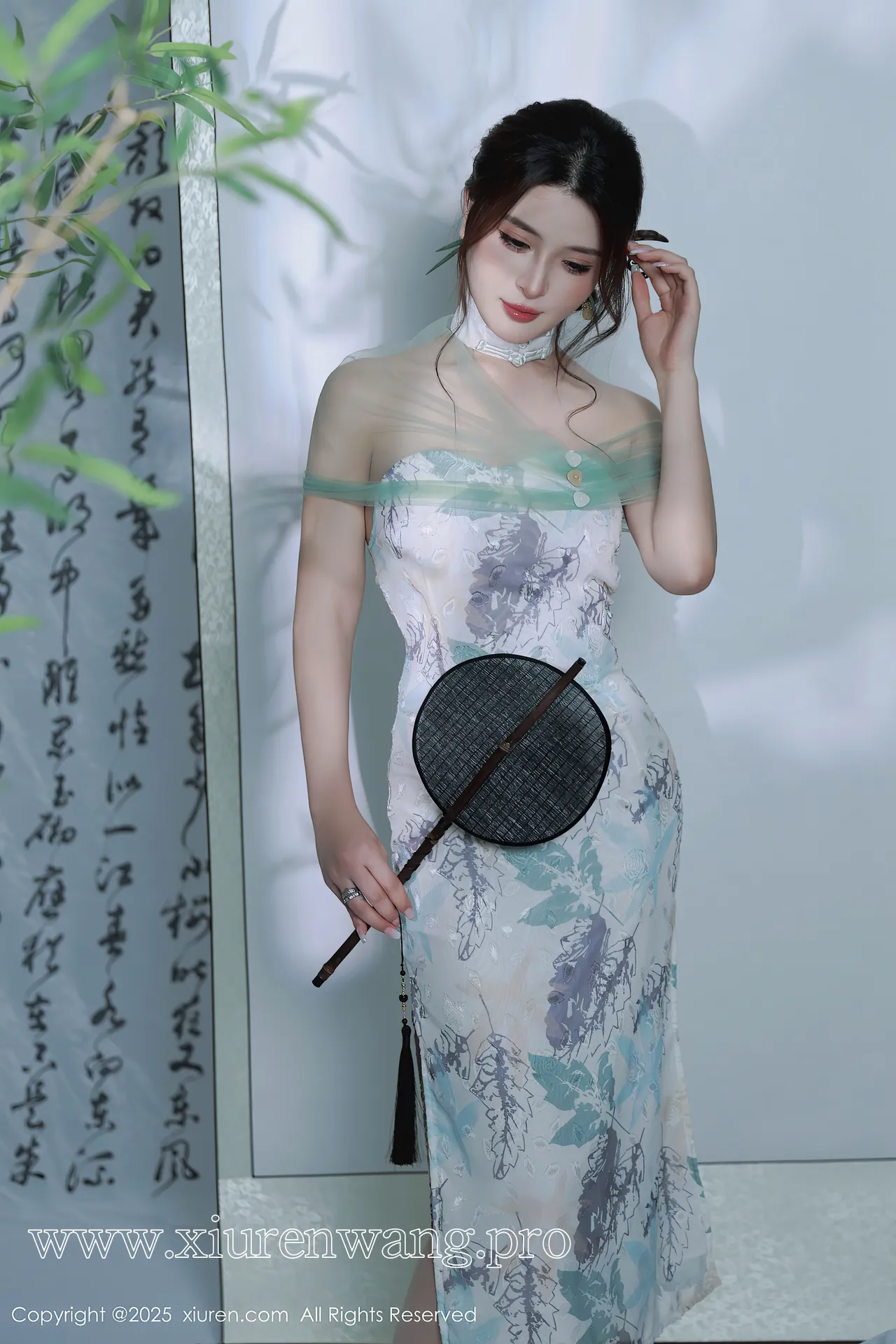 [秀人网]2025.08.27 NO.10694 阿依莎