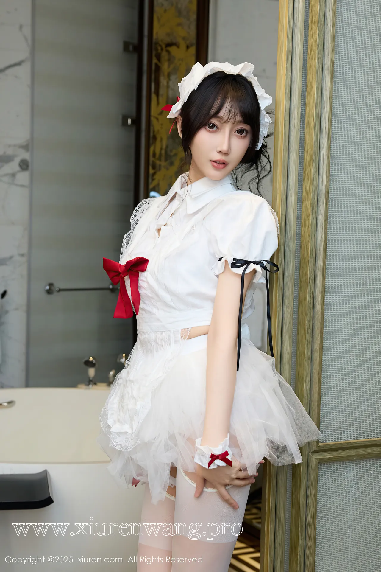 [秀人网]2025.09.29 NO.10827 玥儿玥er