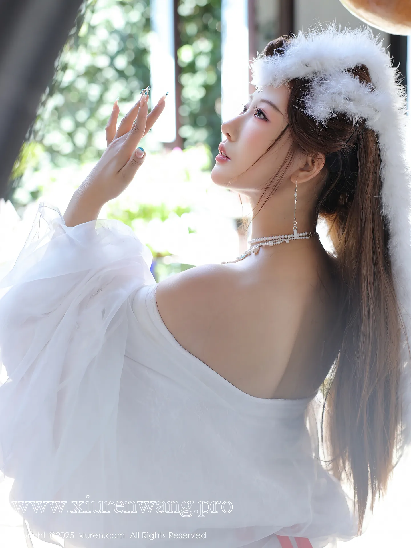 [秀人网]2025.10.09 NO.10843 金允希Yuki