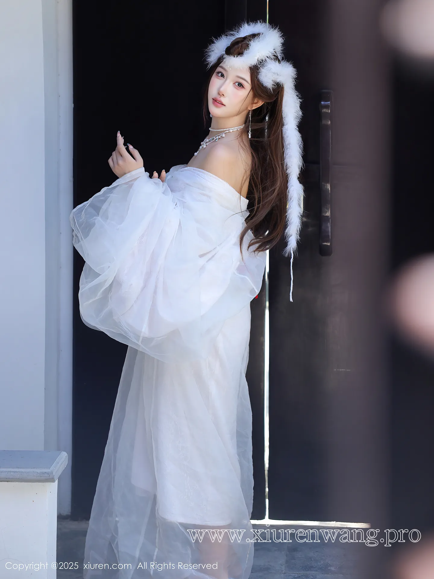 [秀人网]2025.10.09 NO.10843 金允希Yuki