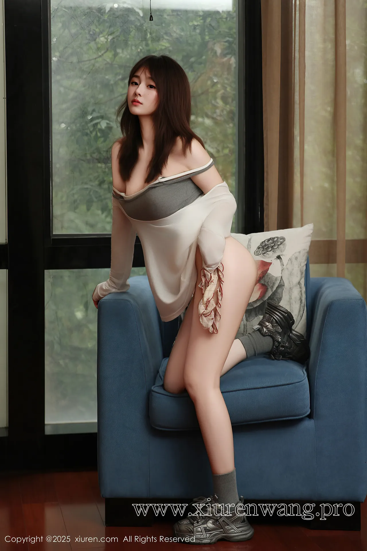 [秀人网]2025.10.10 NO.10845 炎恬kitty
