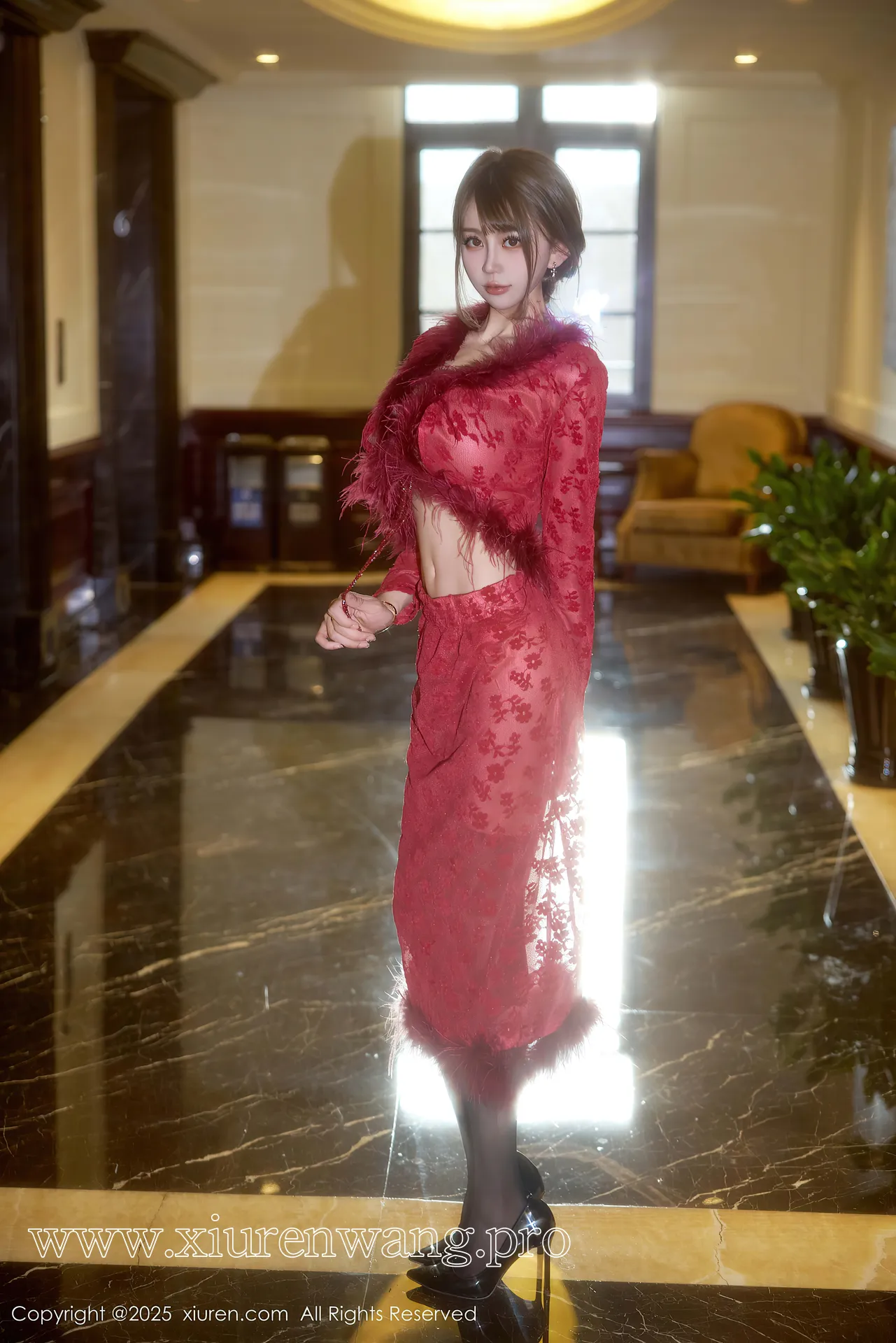 [秀人网]2025.10.10 NO.10848 Zoe柚柚