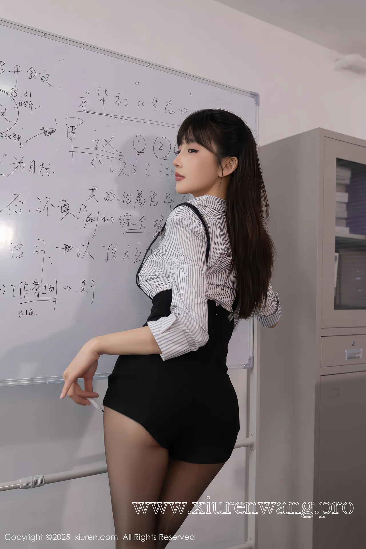 [秀人网]2025.12.04 NO.11070 陆萱萱