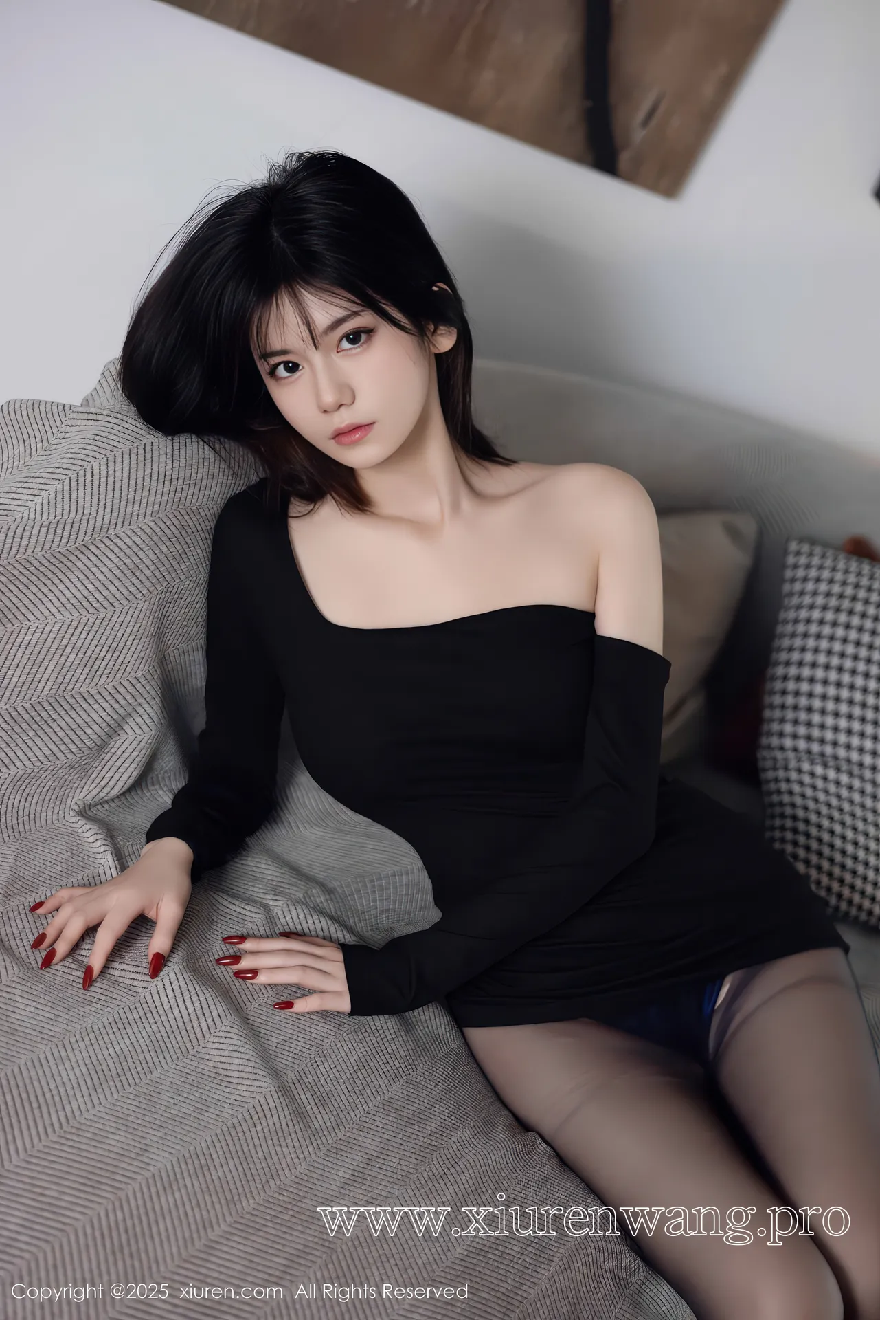[秀人网]2025.12.12 NO.11105 凌七七