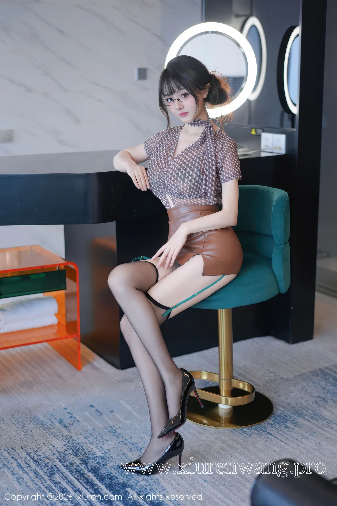 白笑笑与徐清妍等秀人网模特艺术风格展示