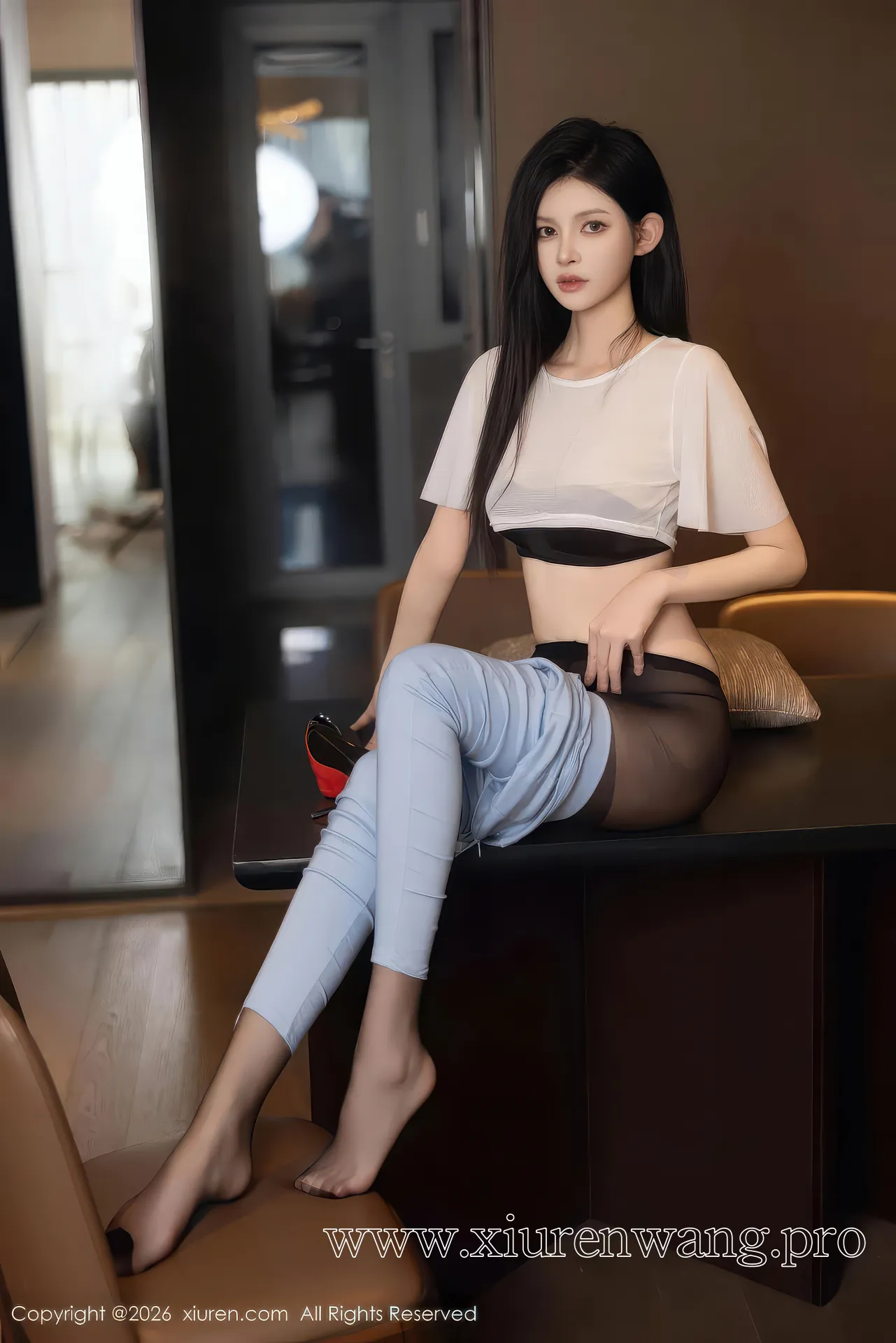 沈如斯与小欣怡的纯欲风格对比