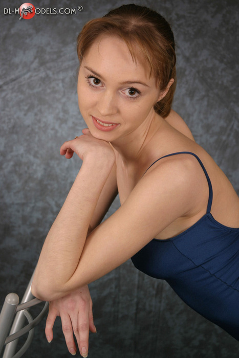 leonora-01