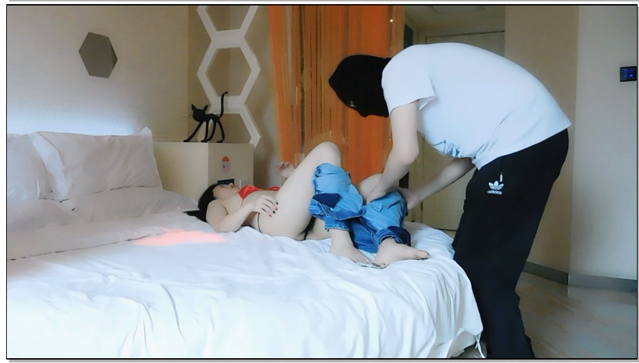 【1018原创】新模特金金遇黑心诊所镣铐TK 手铐脚铐脚趾铐 内衣 跳蛋 挠脚心