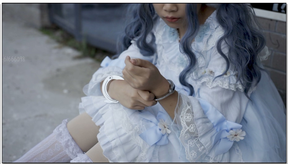 【4K映像】酥酥Lolita镣铐玩耍初体验