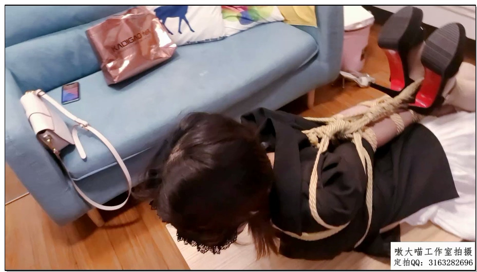 【嗷大喵】小姑娘初次试镜 3 清研 超紧极限驷马+口球流口水+分腿式驷马+刺激+超紧极限…