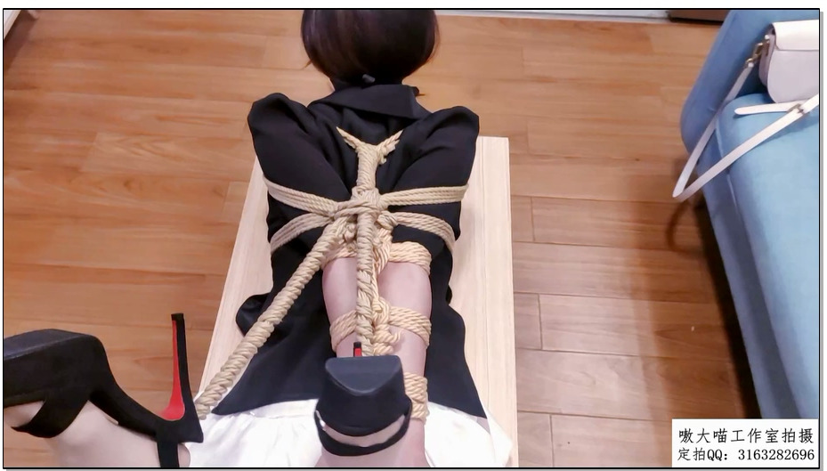 【嗷大喵】小姑娘初次试镜 3 清研 超紧极限驷马+口球流口水+分腿式驷马+刺激+超紧极限…