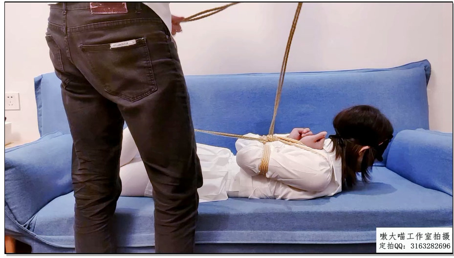 【嗷大喵】极限紧缚挑战2 清研欧式超紧直臂+极限驷马拉紧并时不时抬腿至更加极限+后手…