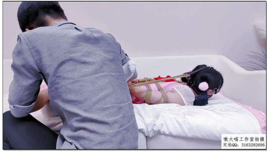 【嗷大喵】二次元少女cos系列 10 cos小乔原皮+小剧情片+小乔回家后被迷晕绑架日式紧缚