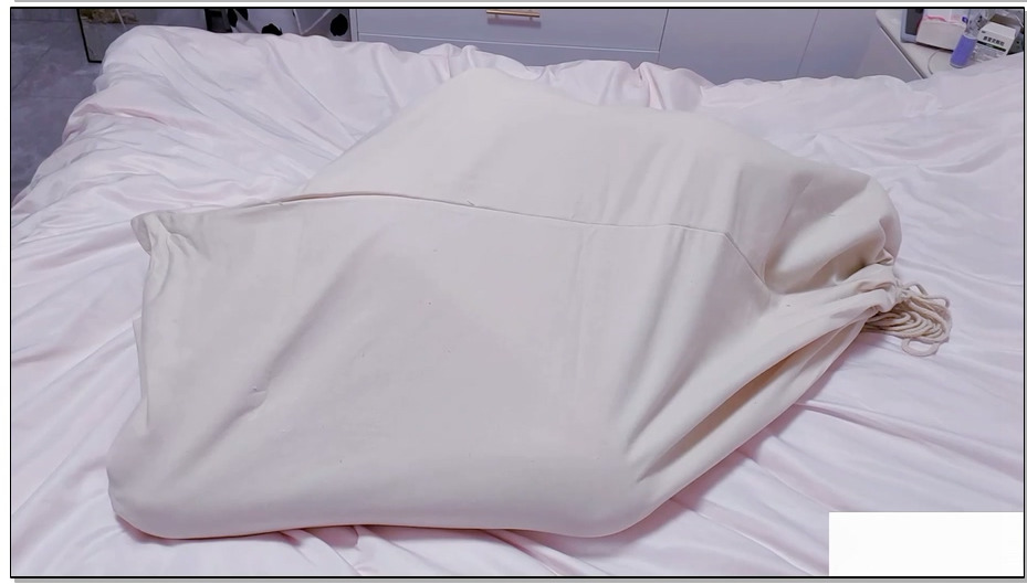 【嗷大喵】麻袋紧缚 -日式紧缚+腿部紧捆+装进麻袋+吊起麻袋+抽打屁股+口球+放下麻袋