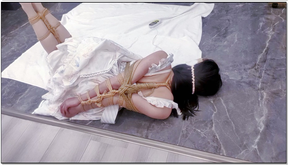 【嗷大喵】全身紧缚挣扎 