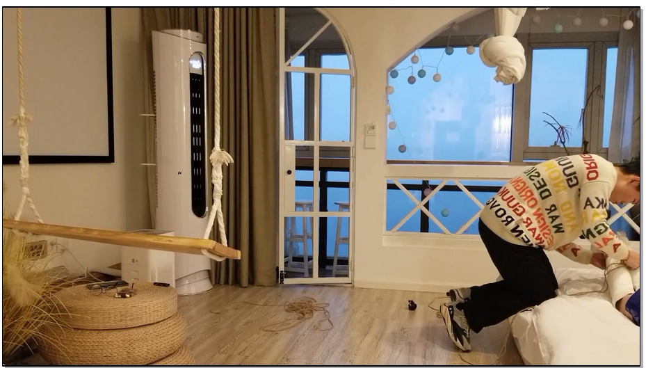 【奥特曼】二女捆绑 婷婷赛车服和她的闺蜜 2 四马挣扎