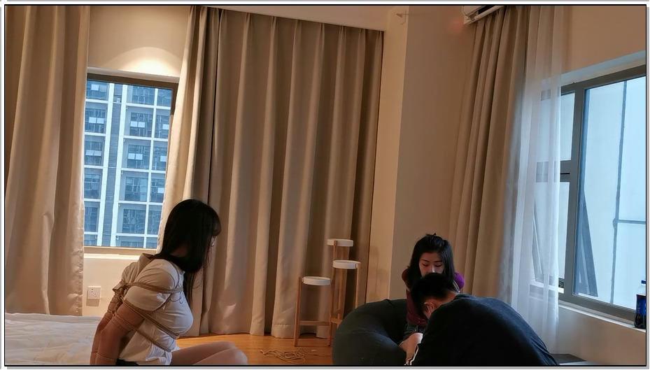 【奥特曼】丹丹和婉婉的逃脱比赛2