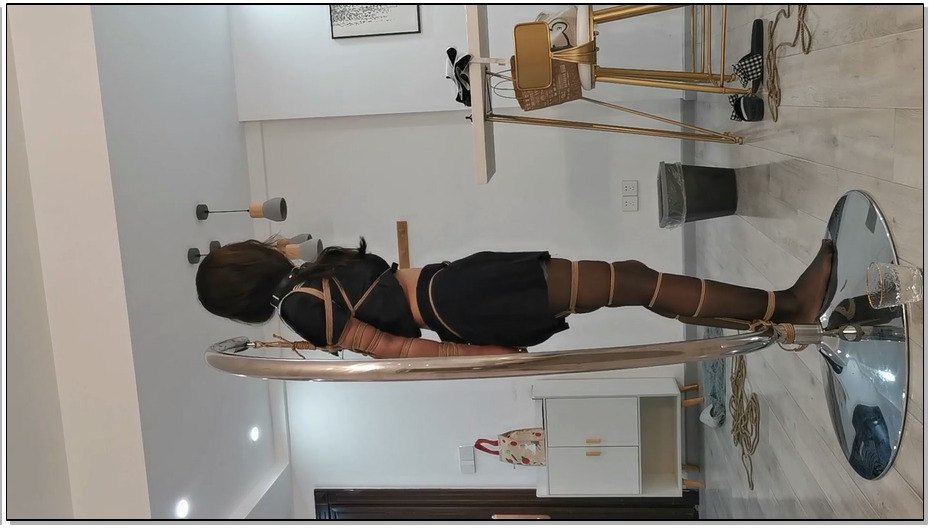 【奥特曼】甘然水手服，支臂吊缚，口球，放置30分钟甘然水手服放置