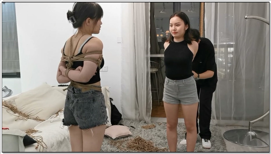 【奥特曼】新约的两个小妞，逃脱测试