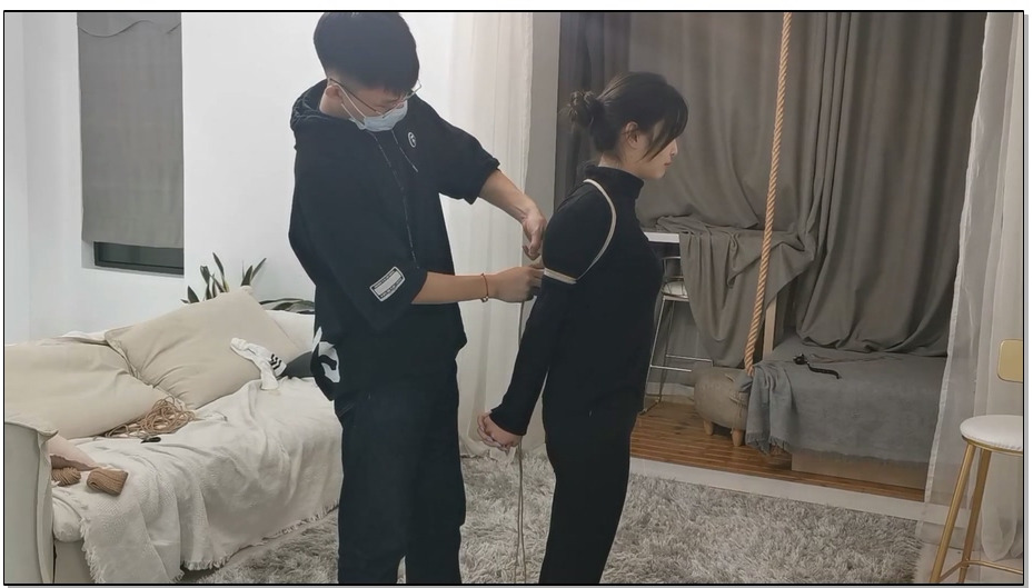 【奥特曼】被勒嘴驷马极限捆绑后疯狂挣扎的K-WEN