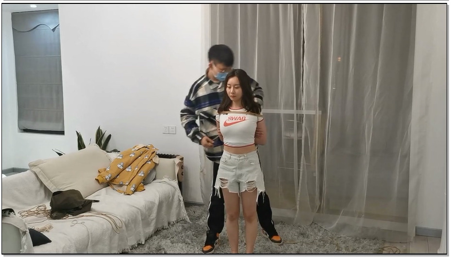 【奥特曼】软萌新妹子小宝，极限勒嘴驷马挣扎