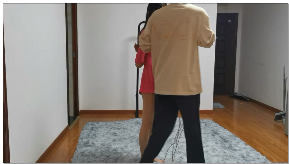 【奥特曼】刚上大一的新妹子珂如.一小时捆绑放置.努力的挣扎逃脱