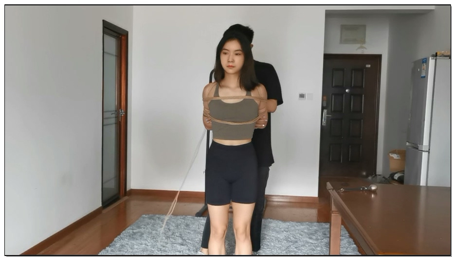 【奥特曼】浑身肌肉的健美教练小雨 40分钟放置＋五花驷马逃脱